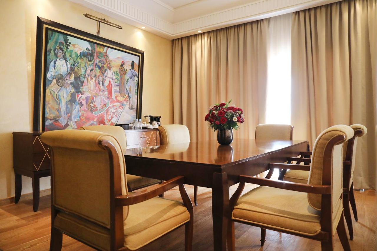 Kenzi Menara Palace & Resort Маракеш Екстериор снимка The interior of the Presidential Suite